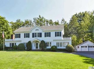 3 The Ridge, Manhasset, NY 11030