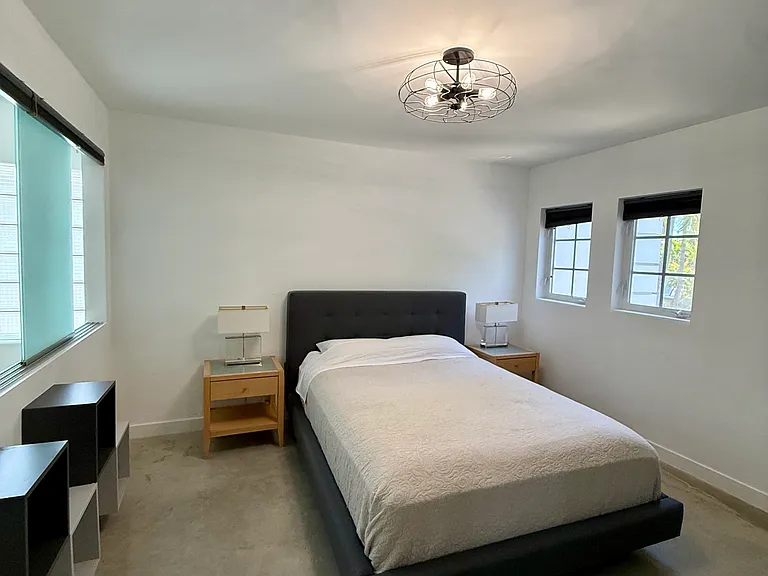 20824 NE 30th Pl — Photo 27