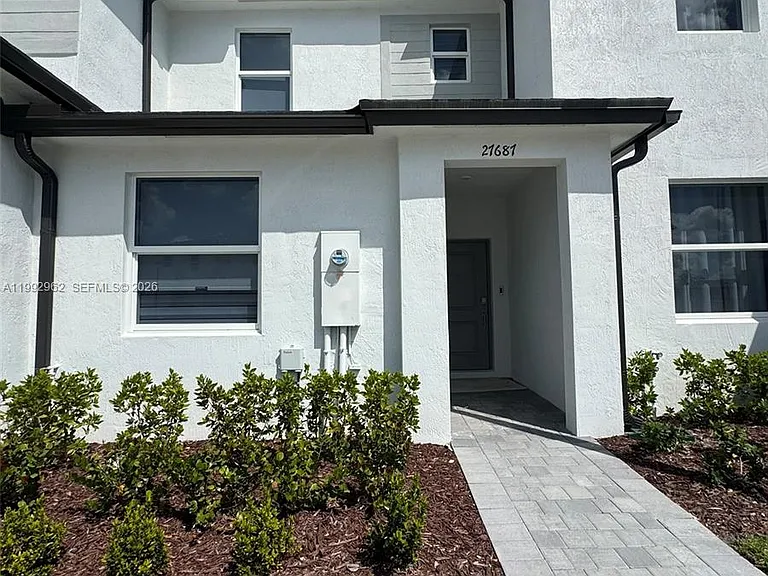 27687 SW 155th Ct #27687 — Photo 1