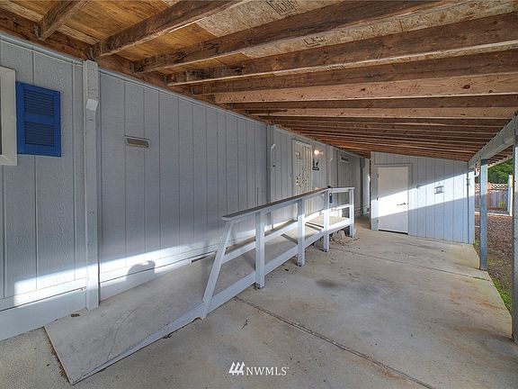 2nd image of 2076 Hastings Ln SE