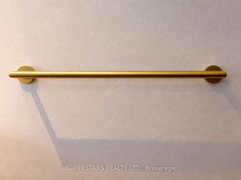 10 York St #4208 — Photo 15