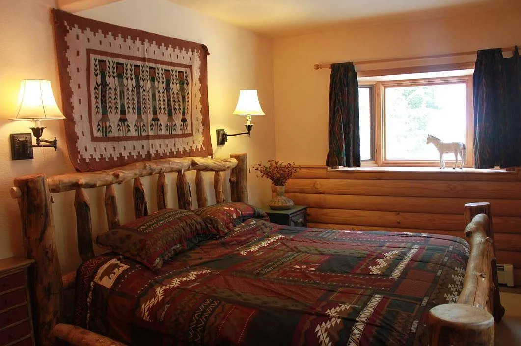 634 County Road 8411 - Downstairs — Photo 4