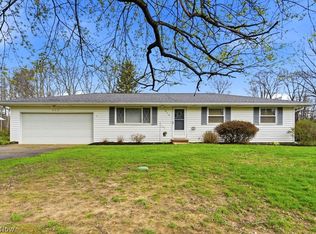 513 Lynnview Dr, Northfield, OH 44067