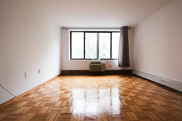 Rented by Metropolitan Property Group | media 8