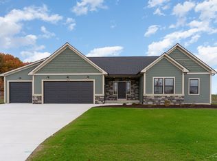 2259 Holly Ridge Ln, Bay City, MI 48706