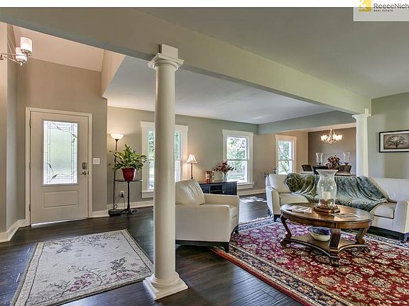3rd image of 4310 NW Lake Dr