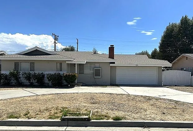 40537 Mulberry Dr