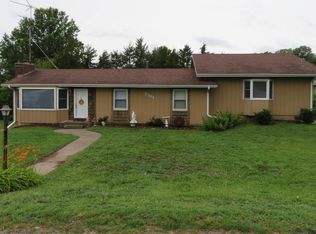 7701 Trail Rd, Meriden, KS 66512