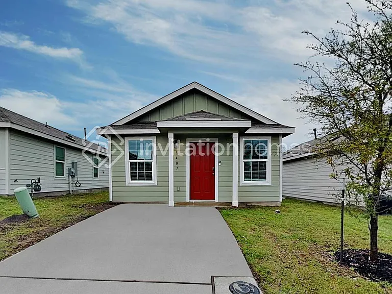 5407 Verdugos Palace — Photo 1