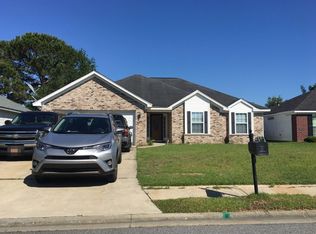 21 Escapade Ln, Savannah, GA 31405