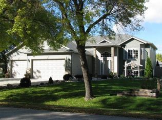 241 Linden St, Kindred, ND 58051