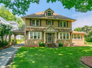 2914 Saint Paul Blvd, Rochester, NY 14617