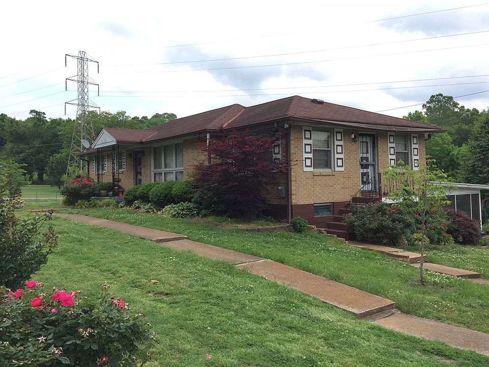 2nd image of 2216 Courtney Ave