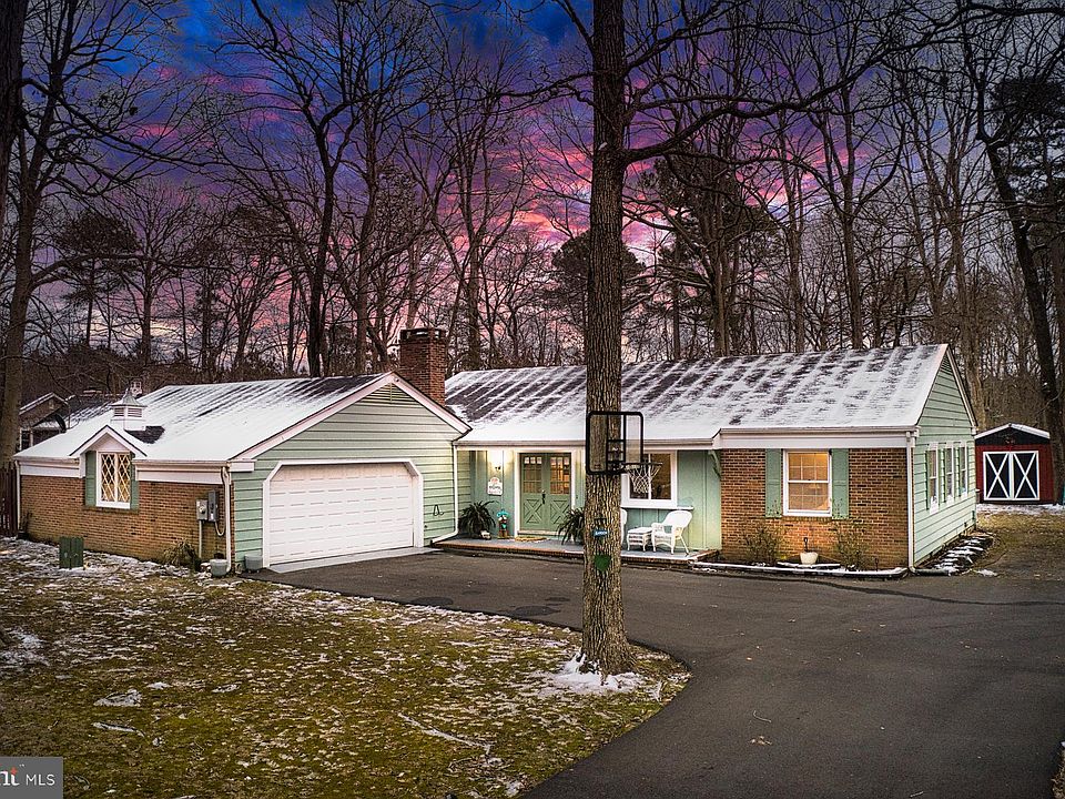1st image of 29329 Woodridge Dr