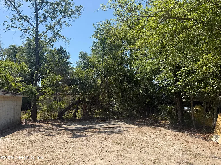 7336 Merrill Rd — Photo 8
