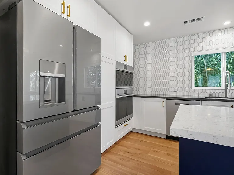 4762 E Charters Ave — Photo 9