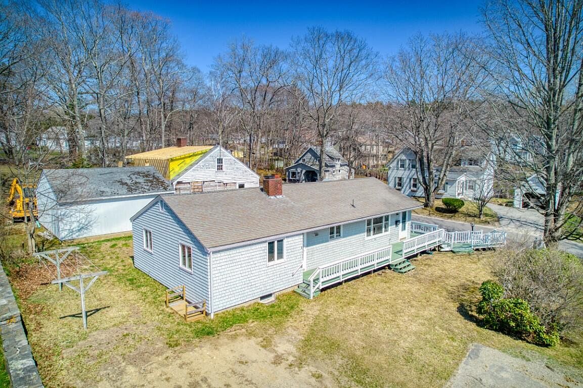 8 Pear Street, Boothbay Harbor, ME 04538 Zillow