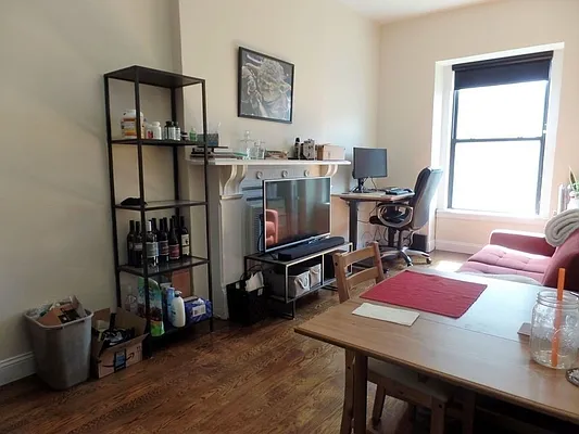 Rented by Abode Residential LLC | media 18