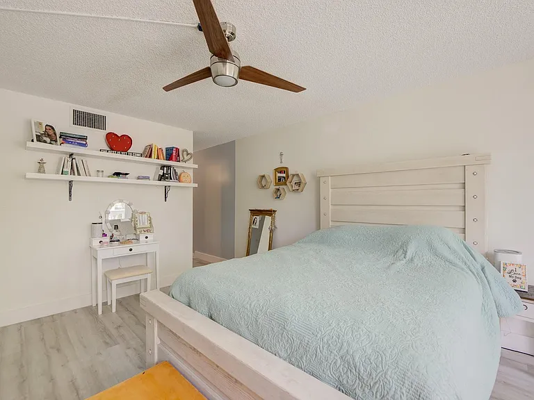 7081 Environ Blvd #143 — Photo 21