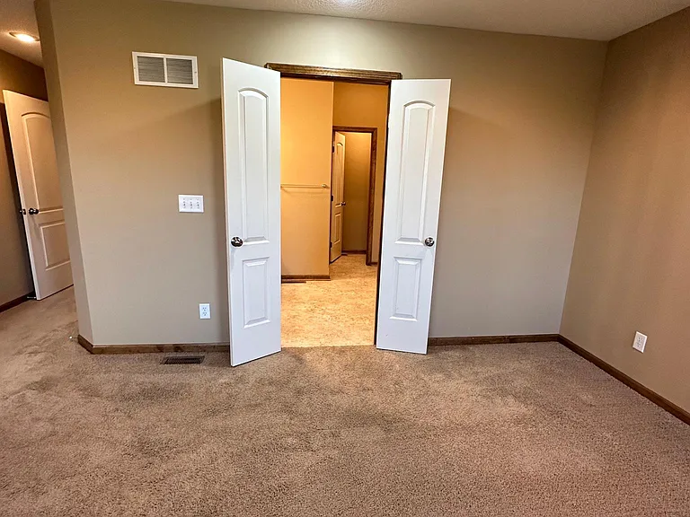 2014 Owen Dr — Photo 22