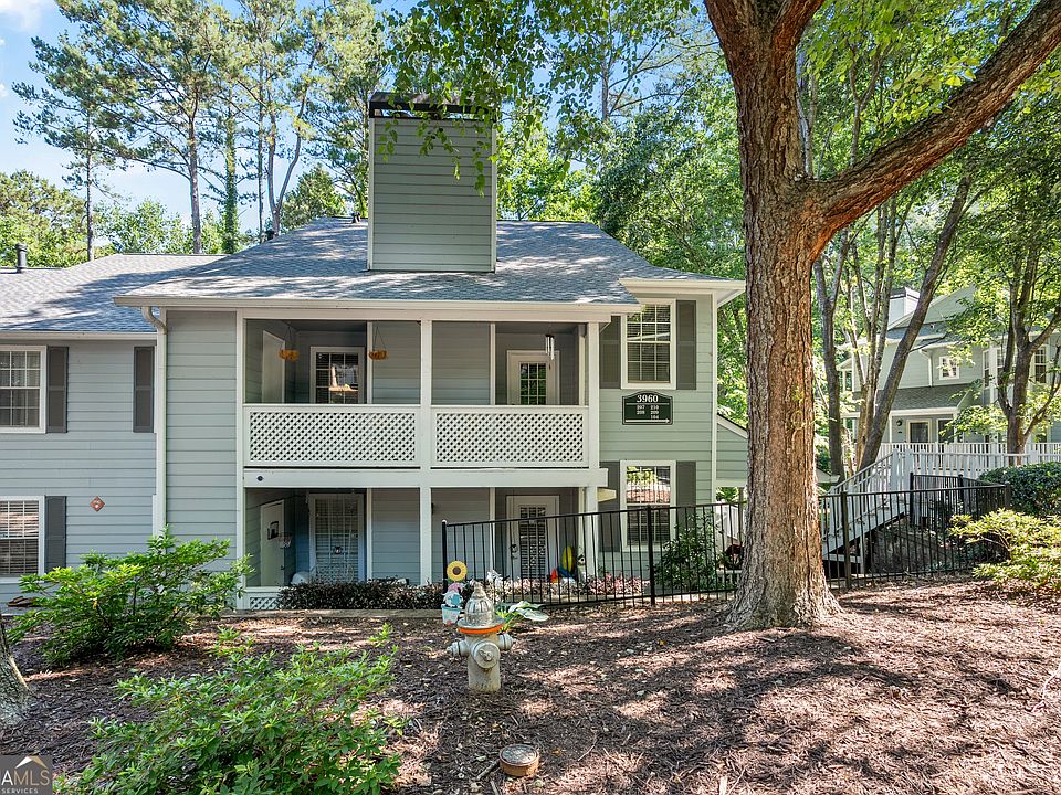 1st image of 3960 Riverlook Pkwy SE Unit 207