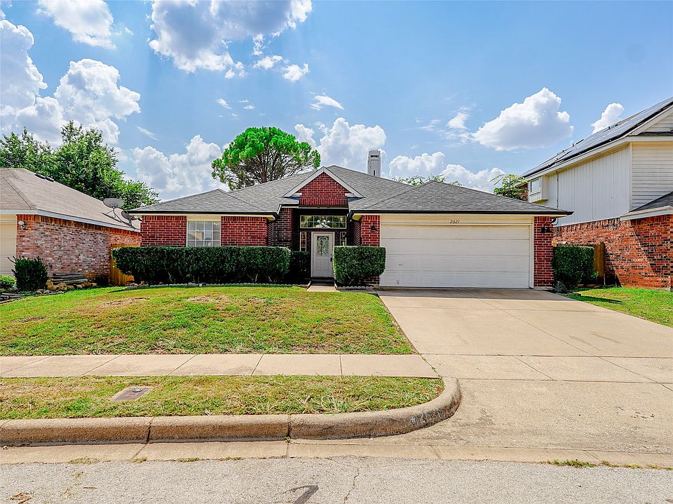1st image of 2621 Forest Creek Dr