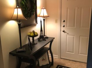 5800 Trinity Post Way APT D, Centreville, VA 20120