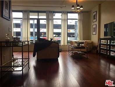 1st image of 1100 S Hope St APT 404