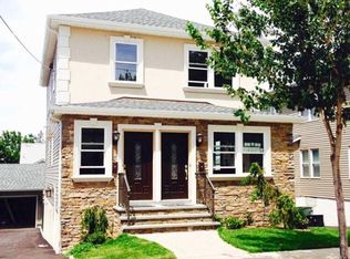 73 8th St, Wood Ridge, NJ 07075