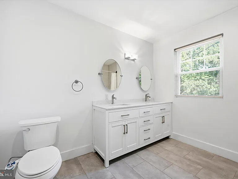 17 Lizbeth Ln — Photo 30