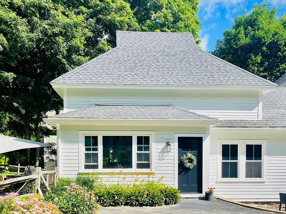 1st image of 22 Westford St #D