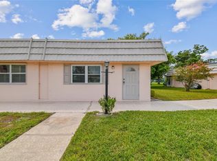 201 Bedford Trl APT 135, Sun City Center, FL 33573