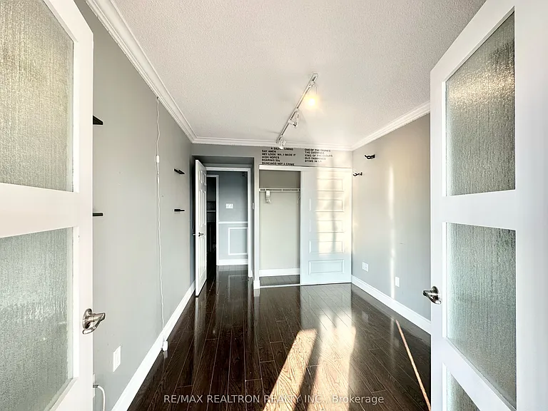 20 Harding Blvd W #711 — Photo 18