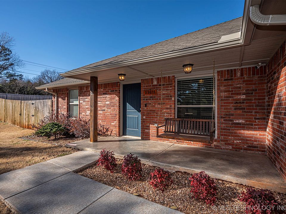 1st image of 27011 Pine Cove Ct