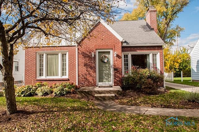1st image of 3654 Beverly Dr