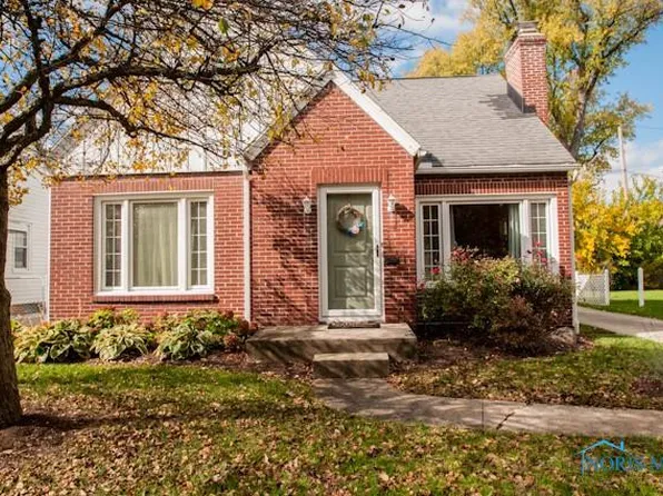 3654 Beverly Dr, Toledo, OH 43614