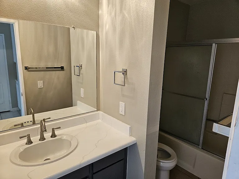 149 W 6th St #34 — Photo 6