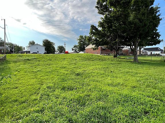 5th image of 2113 Golfway Dr