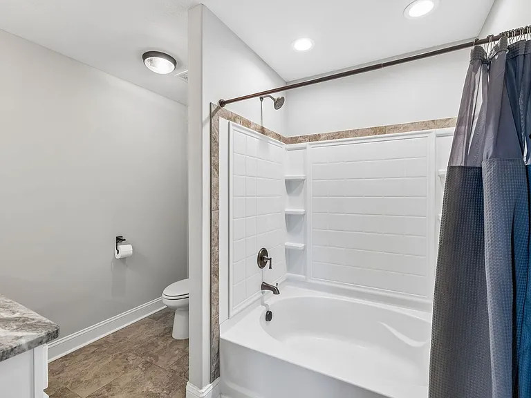 8325 Turnbull Dr — Photo 45