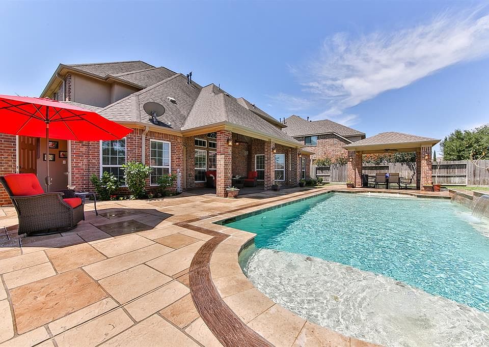 1st image of 24114 Venetian Dr
