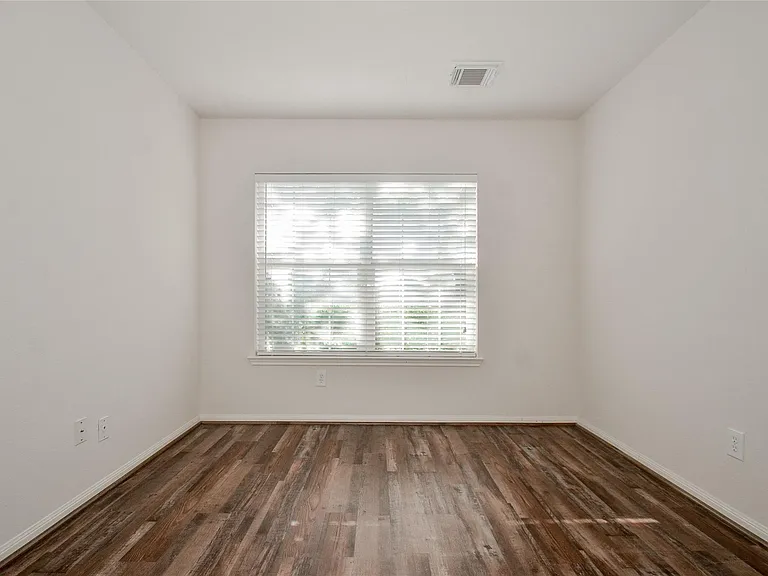 3314 Rainport Dr — Photo 26