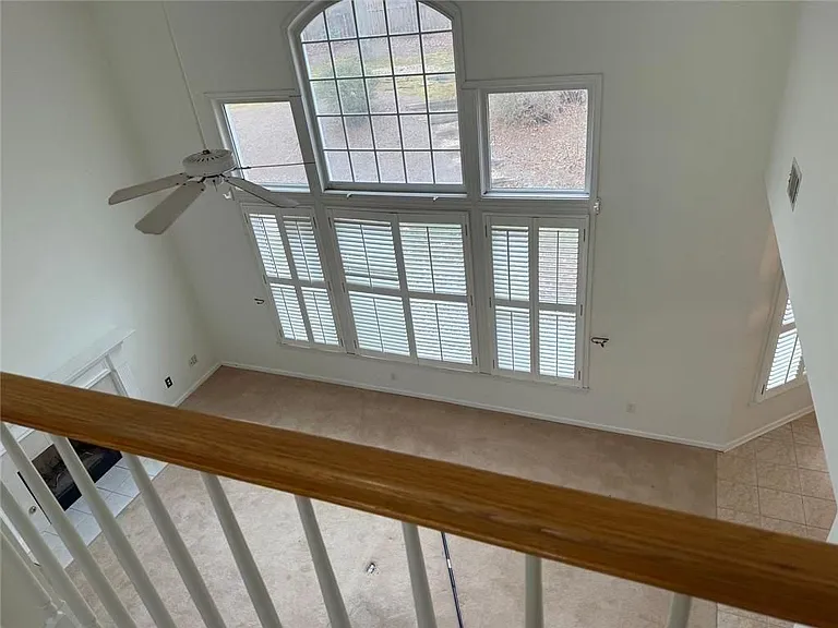 1568 Ridge Point Dr — Photo 10