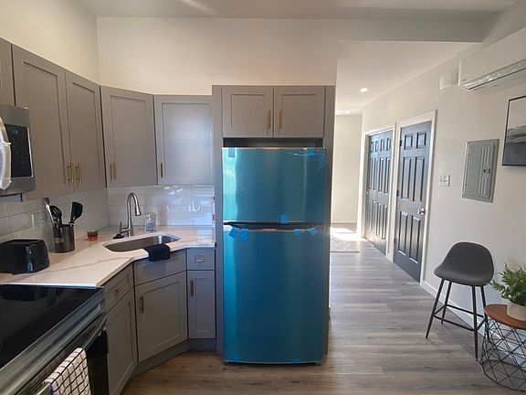 2nd image of 1519 W Lehigh Ave #3