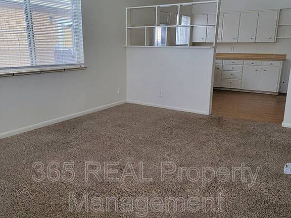 2nd image of 1034 31st Ave
