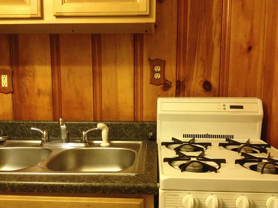 118 Franklin Ave #B