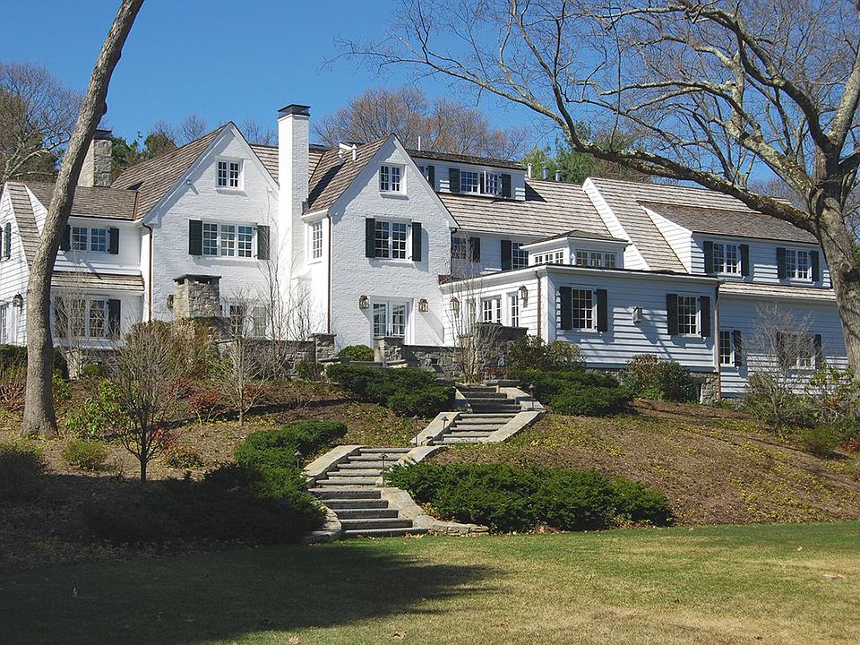 2nd image of 171 Edmunds Rd