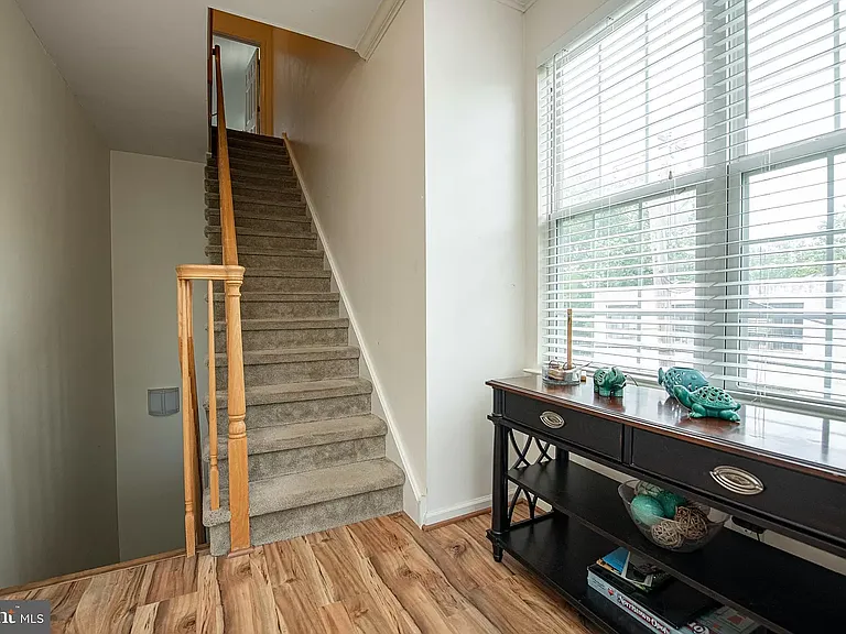 79 Hannah Ct — Photo 15