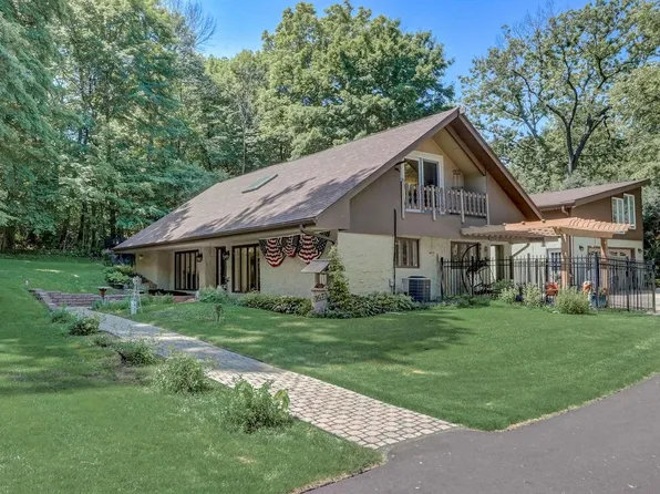 N3073 Marshall LANE, Lake Geneva, WI 53147