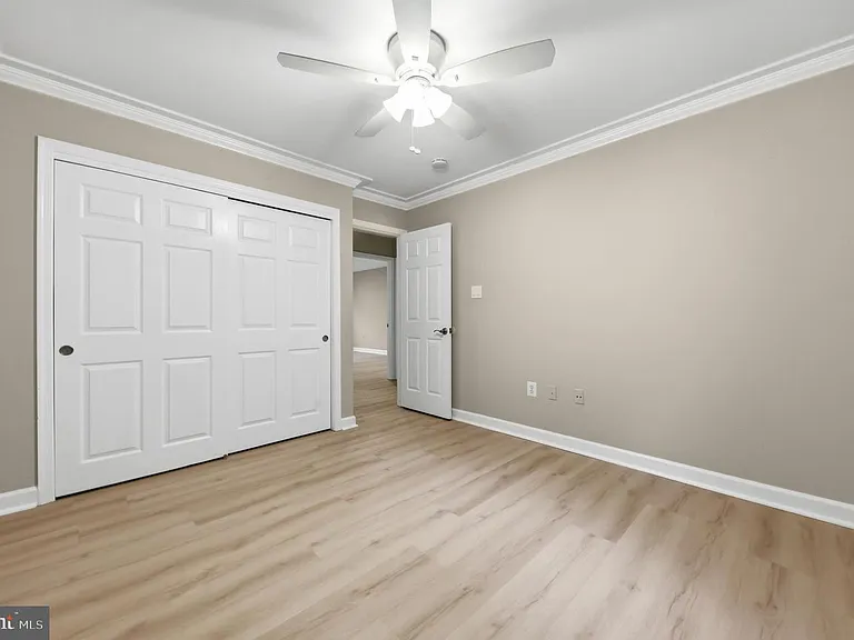 7817 Heatherton Ln — Photo 23