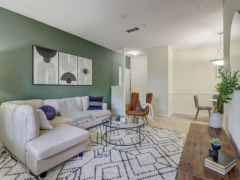 Parkway Grand — Photo 6
